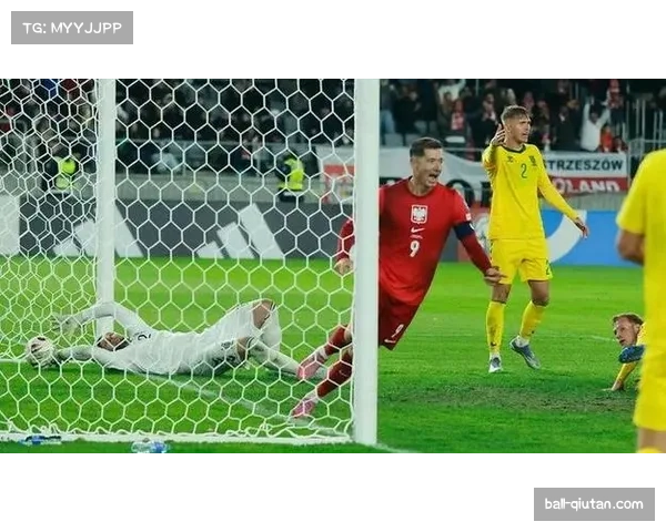 莱万37岁高龄戴帽创纪录 年龄与伤病难掩顶级射术